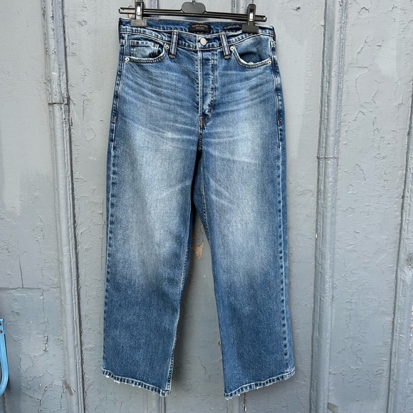 Banana Republic High Rise Wide Leg Crop, size 27 - Picture 2 of 10